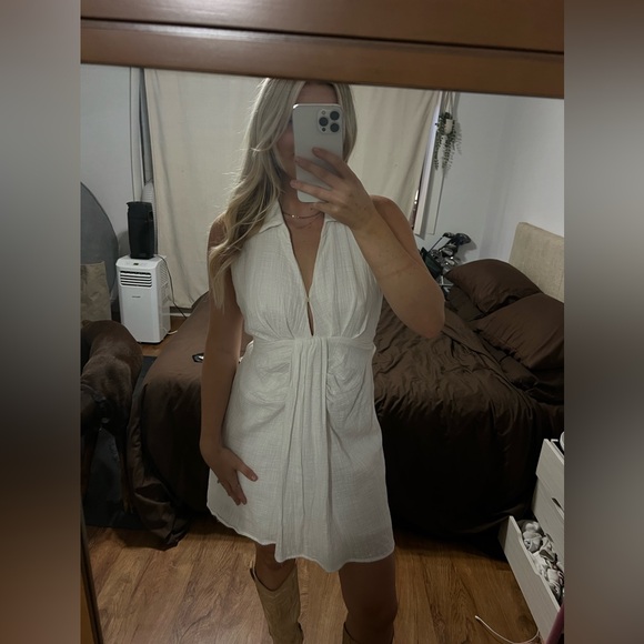 MAHINA dress - Picture 2 of 16